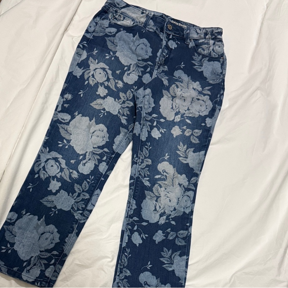 Laurie Felt Denim Floral Cropped Jeans